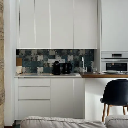 La Casa De La Escalera 4 *