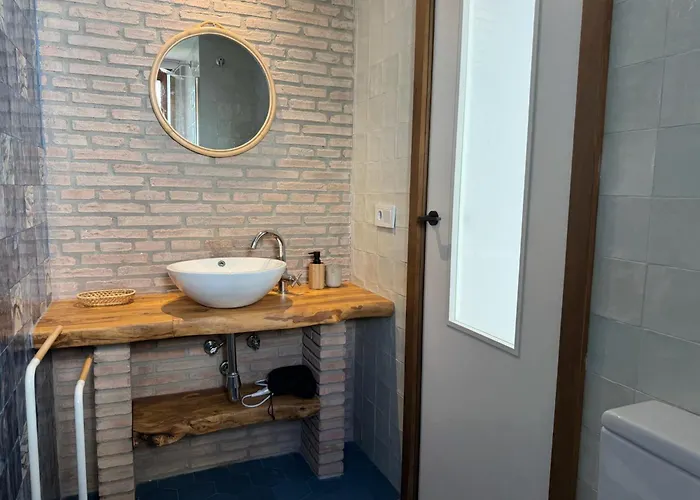 דירה La Casa De La Escalera 4 *