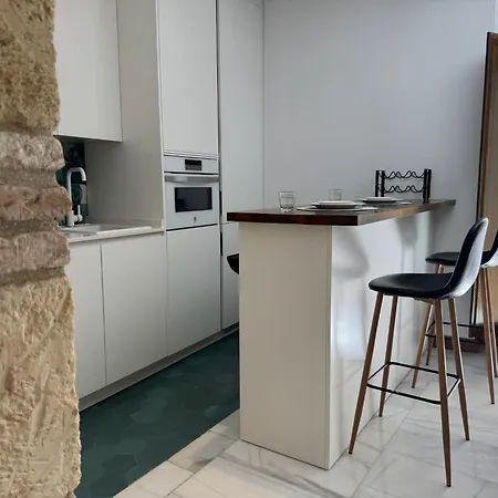 La Casa De La Escalera 4 Апартаменты *