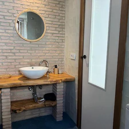 Апартаменты La Casa De La Escalera 4 *