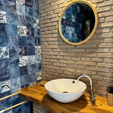 Апартаменты La Casa De La Escalera 4 Кордова