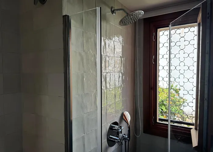 La Casa De La Escalera 4 *